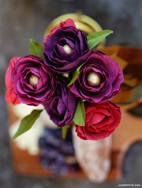 Extra Fine Crepe Paper Ranunculus Lia Griffith