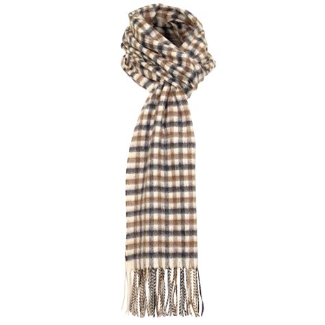 Aquascutum Scarf for sale in UK | 64 used Aquascutum Scarfs