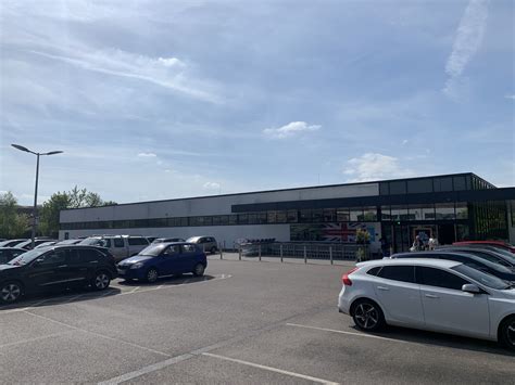 About Us | Deards Estates