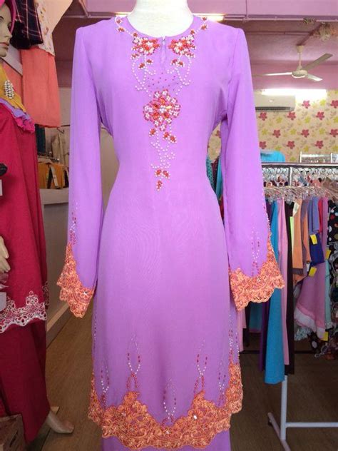 Butik Qaireen Baju Kurung Chiffon Lace Purple