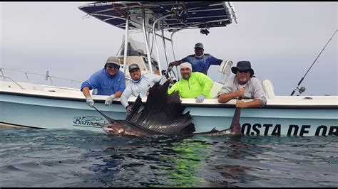 Bahia Cupica Pacifico Colombia Cristian Vanegas Mayo