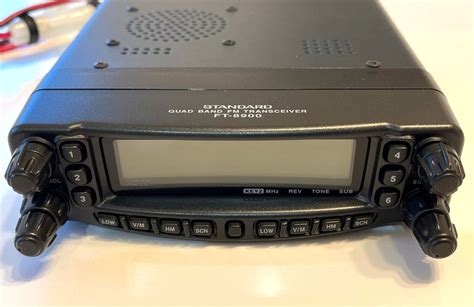 Radio Yaesu Quad Band