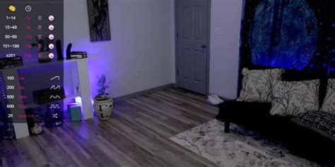 Very Hot Blonde Milf On Cam Tnaflix