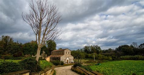 Monte Massico Ed Il Territorio Tra I Fiumi Garigliano E Volturno San