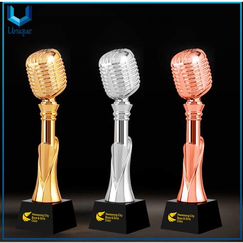 Europe Metal Resin Microphone Trophy Music Festival Souvenir Crystal