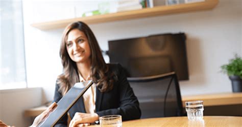 hire  financial advisor