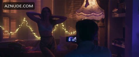 GRAPHIC DESIGNS NUDE SCENES AZNude