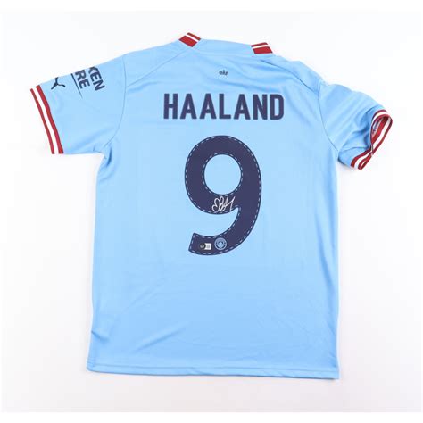 Erling Haaland Signed Manchester City Jersey (Beckett) | Pristine Auction