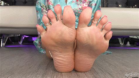 Cum For The Feet That Own You MP HD P Erotic Nikki Fetish MILF Clips Sale
