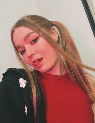 Cymanneth Nude OnlyFans NudoStar TV