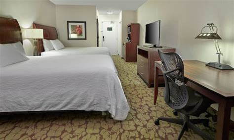 Hotel Rooms - Hilton Garden Inn West Edmonton - Rates