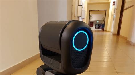 CSCE Welcomes Segway Loomo Robot | AUC School of Sciences and Engineering