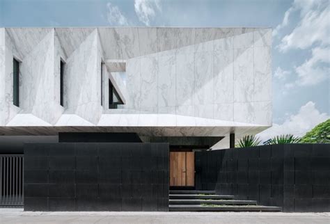 Marble House | The Coolector