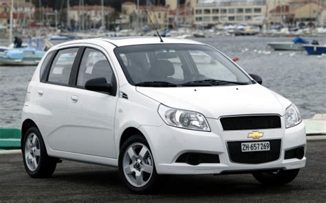Chevrolet Aveo (T250) характеристики и цены, фотографии и обзор