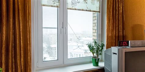 Как и чем затемнить окна от солнца в квартире?