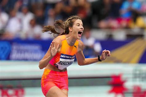 Meeting De Paris Quand Yaroslava Mahuchikh Soffre Le Record Du Monde