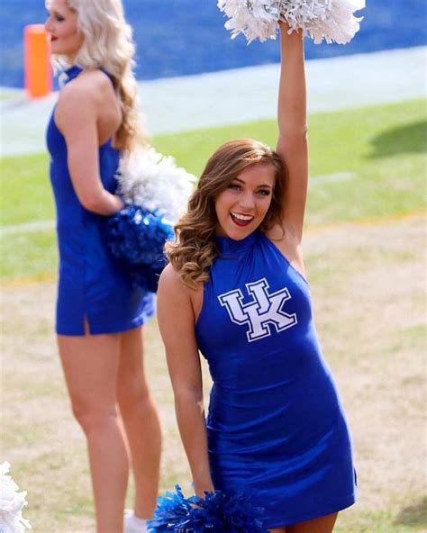 Pin By Long Hunter On Kentucky Dance Team And Cheerleaders 2 Cute Cheer Pictures