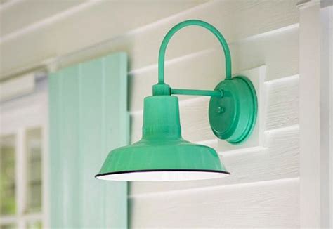 choose barn lights  helpful guide making home