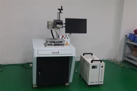 3d Dynamic Focusing Uv Laser Marking Machine For Curved Surface Jinan Consure Electronic