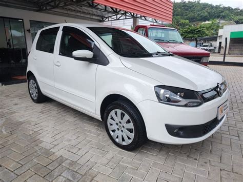 VolksWagen Fox BLUEMOTION 1 0 Mi Total Flex 12V 3p Flex 4 Portas