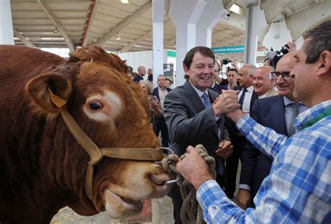 La Junta apoyará a las explotaciones agrarias y ganaderas para hacer