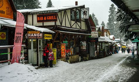 Skiing in Borovets, Bulgaria - Travel Guide