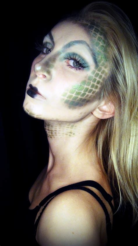 20 Mermaid Halloween Makeup Ideas for Women - Flawssy