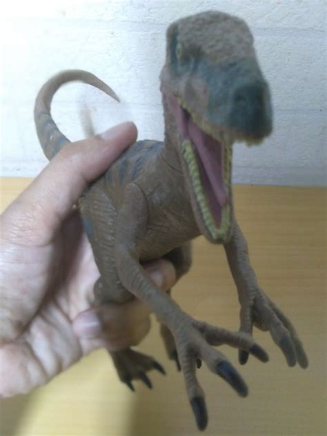 Jurassic World Velociraptor "Delta", Hobbies & Toys, Toys & Games on ...