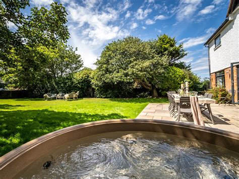 Mundesley Hot Tub Cottage Mundesley Beach Stays