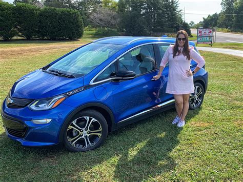 2020 Chevrolet Bolt EV: 5 Reasons To Consider Going Electric (Review)