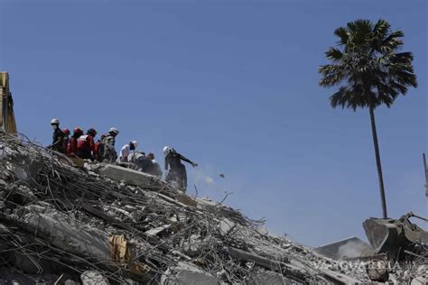 Suman Muertos Por Terremoto En Ecuador