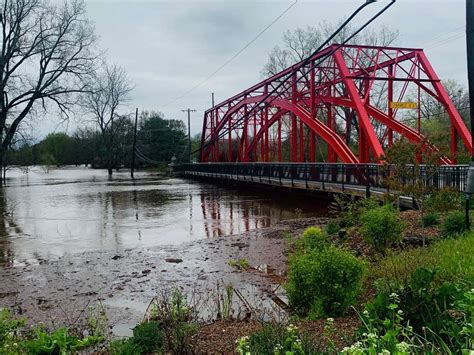 Flood Update More Midland County Roads Close As River Rises Midland