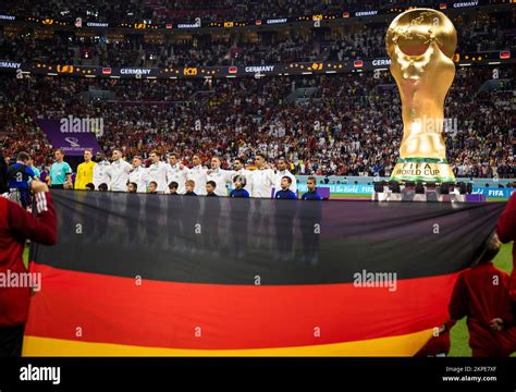 Doha Qatar 27th De Nov De 2022 Teamfoto Mit WM Pokal Torwart Manuel