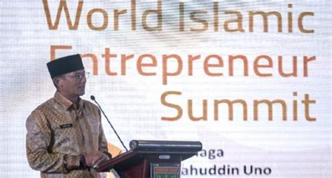 Sandiaga Uno Sebut Padang Jadi Kota Acuan Para Muslim Entrepreneurship