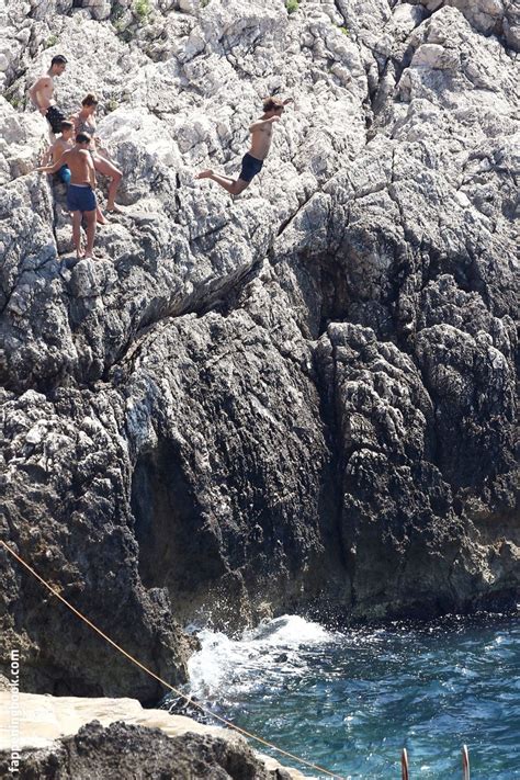 Nina Agdal Nude The Fappening Photo 420916 FappeningBook