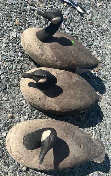 3 Decoys Dixon S Auction At Crumpton