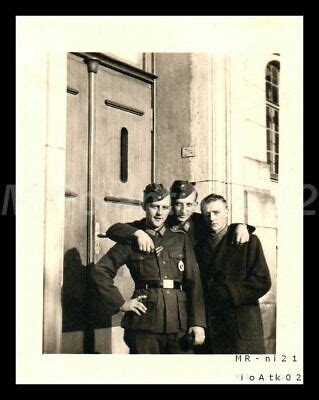 Foto WK2 Wehrmacht Soldat Auf Seinem Ersten Heimaturlaub 6 5026