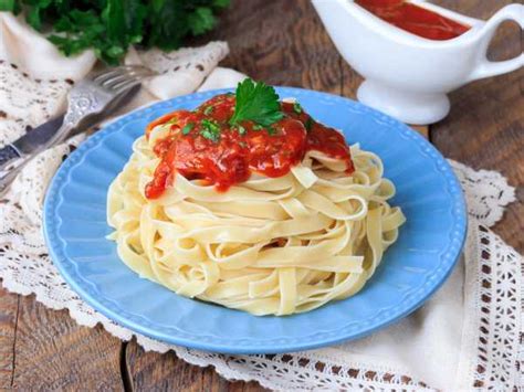 Подлива из томатной пасты — рецепт с пошаговыми фото и видео. Как ...