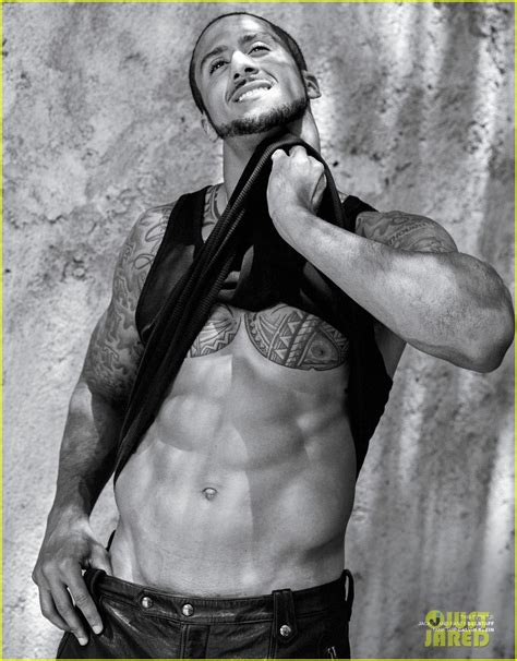 NFL Player Colin Kaepernick Bares Amazing Abs For V Man Photo