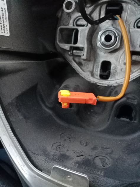 Стук в руле на гравийке — Lada Калина Универсал (2G), 1,6 л, 2014 года ...