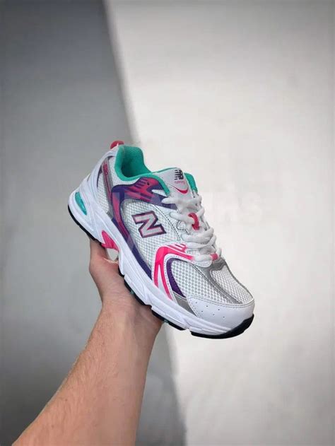 New Balance 530 Pink & White Trainers Urban Outfitters купить в Спб Мск ...