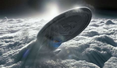 USS VOYAGER by RoryPayton on DeviantArt | Star trek starships, Star ...