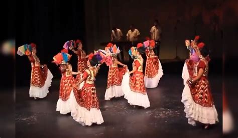 Etiqueta Composición Coreográfica Para Recurso Nueva Escuela Mexicana