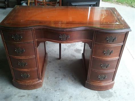 {createinspire}: Antique Desk