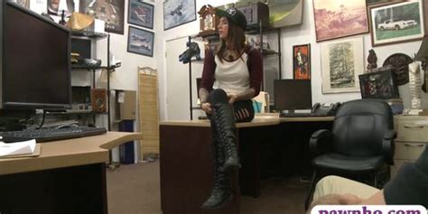 Hot Amateur Babe Nailed By Pawn Keeper Tnaflix