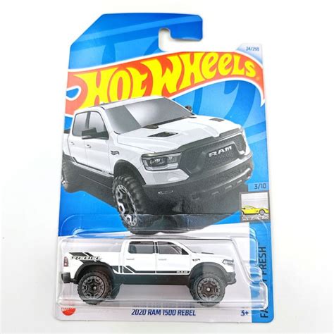 Машинка коллекционная Mattel Hot Wheels 2024 C4982 2020 RAM 1500 REBEL купить с доставкой по