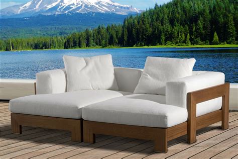 The Naxos Outdoor Daybed | Hadley Rose