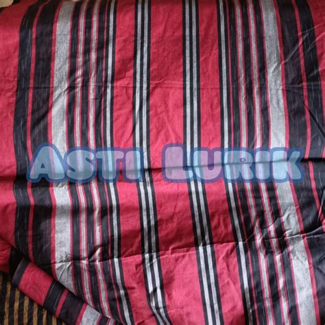 Jual Tenun Lurik Atm 1 Meter Tenun Halus Bukan Batik Merah Putih Hitam Tumpal Kombinasi