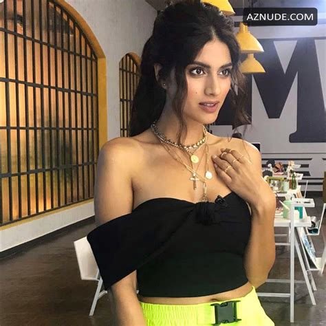 Sapna Pabbi Hot Pics Collection 2019 AZNude