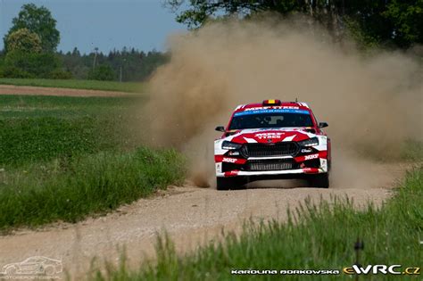 Llarena Efrén Fernández Sara Škoda Fabia RS Rally2 ORLEN Rajd